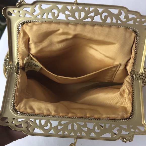 Vintage Whiting and Davis Co gold mesh bag - Picture 9 of 9